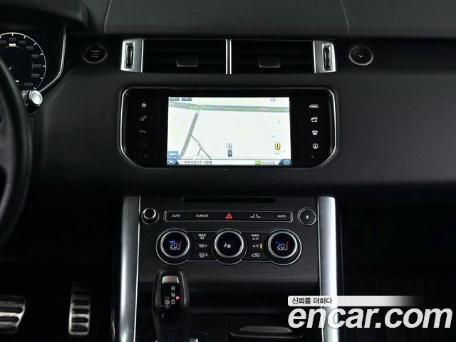 Land Rover Range Rover Sport (II) 4.4 SDV8 HSE Dynamic 2016 — фото 17