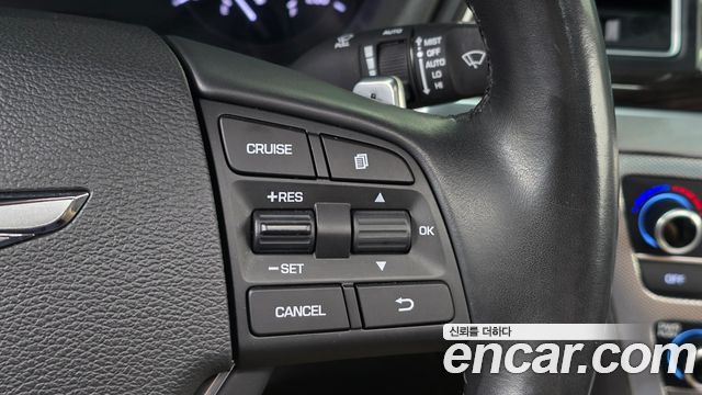 Genesis G80 3.3 GDI Premium Luxury 2018 — фото 19