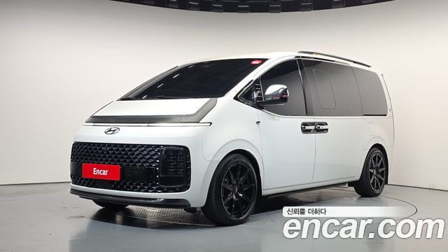 Hyundai Staria L3.5 Lounge 9-Seater Mobility 2022 — фото 1