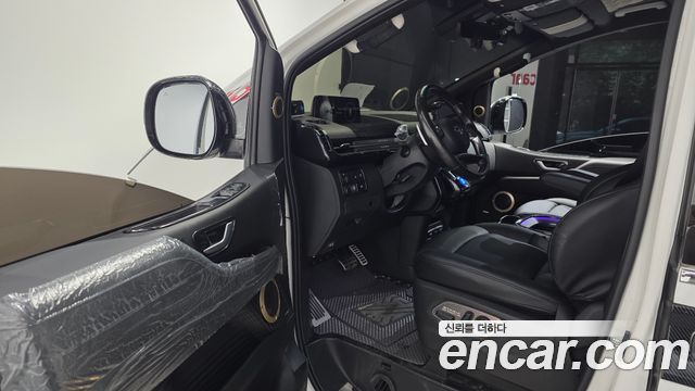 Hyundai Staria L3.5 Lounge 9-Seater Mobility 2022 — фото 10