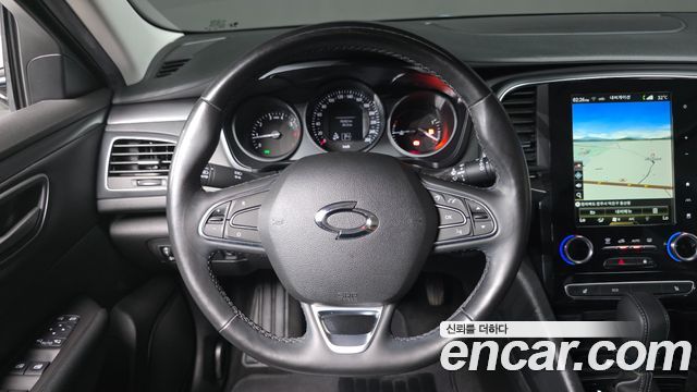 Renault Korea SM6 2.0 LPe SE 2020 — фото 14