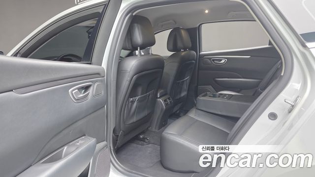 Renault Korea SM6 2.0 LPe SE 2020 — фото 17