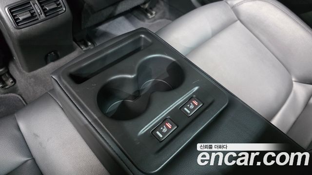 Renault Korea SM6 2.0 LPe SE 2020 — фото 18