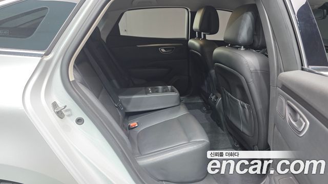Renault Korea SM6 2.0 LPe SE 2020 — фото 19