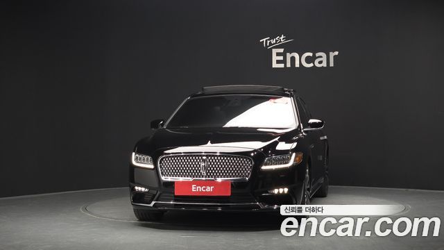 Lincoln Continental (X) 3.0 Presidential AWD 2017 — фото 3
