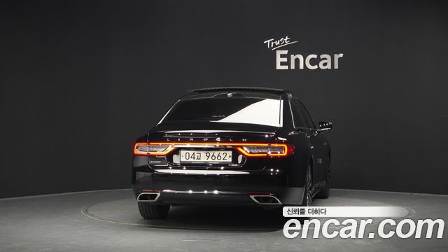 Lincoln Continental (X) 3.0 Presidential AWD 2017 — фото 4