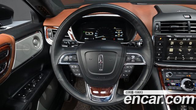 Lincoln Continental (X) 3.0 Presidential AWD 2017 — фото 13