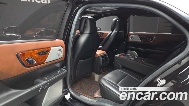 Lincoln Continental (X) 3.0 Presidential AWD 2017 — фото 26