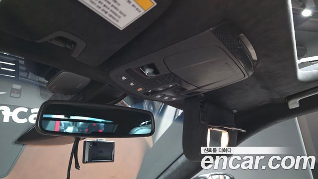 Lincoln Continental (X) 3.0 Presidential AWD 2017 — фото 28