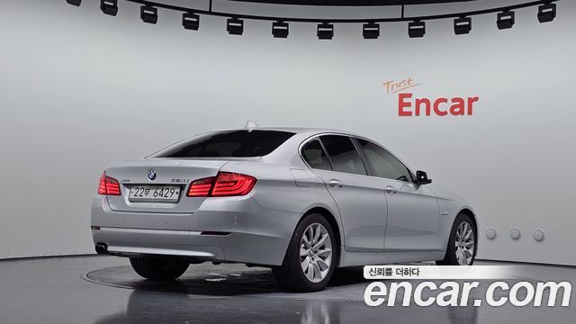 BMW 5 Series (F10) 528i xDrive 2013 — фото 2