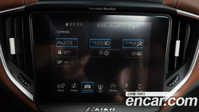 Maserati Ghibli 3.0 Diesel GranLusso 3rd 2018 — фото 32