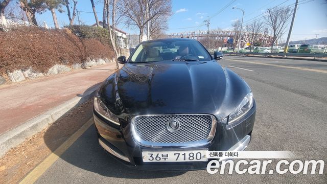 Jaguar XF 2.2D Luxury X250 2013 — фото 3