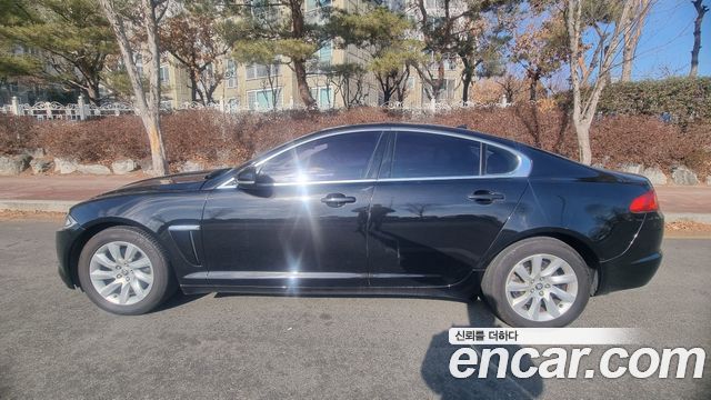 Jaguar XF 2.2D Luxury X250 2013 — фото 19