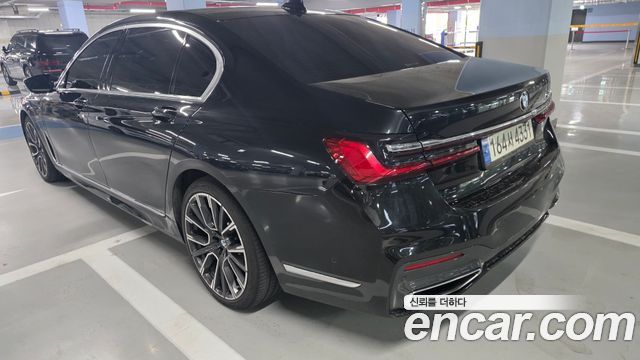 BMW 7 Series (G11) 745Le iPerformance M Sport 2021 — фото 2