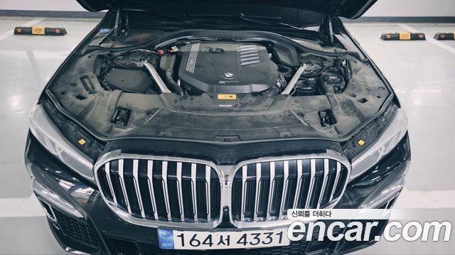 BMW 7 Series (G11) 745Le iPerformance M Sport 2021 — фото 6