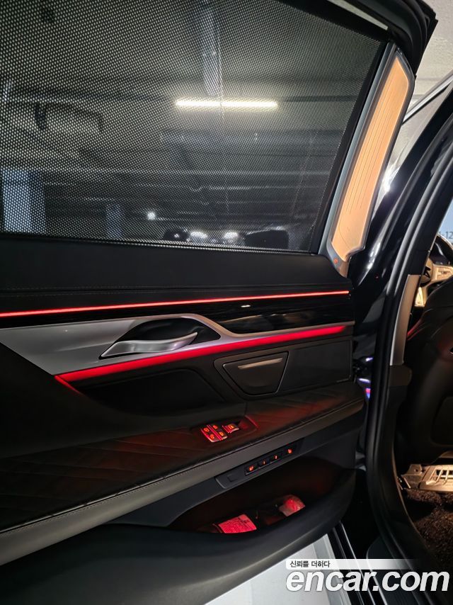 BMW 7 Series (G11) 745Le iPerformance M Sport 2021 — фото 18