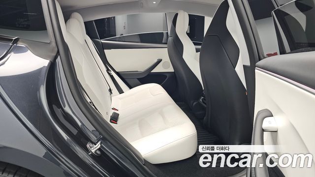 Tesla Model 3 Performance AWD 2024 — фото 11
