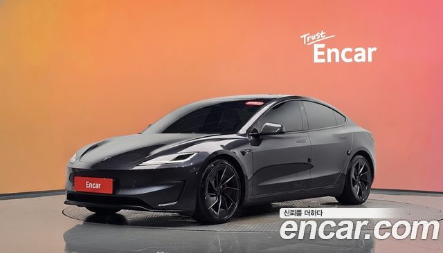 Tesla Model 3 Performance AWD
