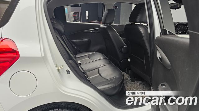 Chevrolet Spark Premier 2019 — фото 15