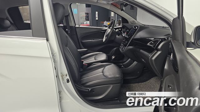 Chevrolet Spark Premier 2019 — фото 32