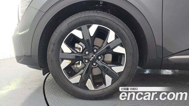 Kia Sportage (V) Gasoline 1.6 Turbo 2WD Signature Gravity 2023 — фото 5