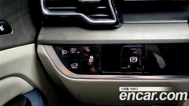Kia Sportage (V) Gasoline 1.6 Turbo 2WD Signature Gravity 2023 — фото 20