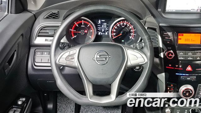 KG Mobility (SsangYong) Tivoli Diesel TX 2WD 2016 — фото 11