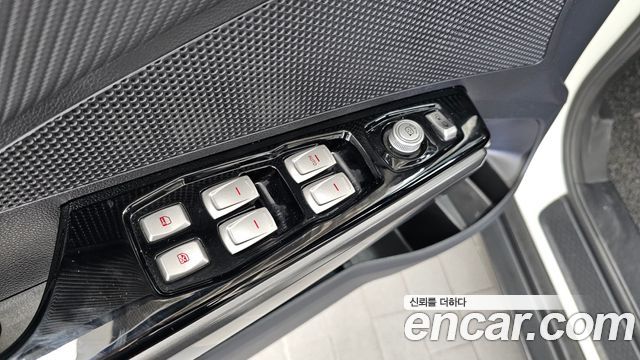 KG Mobility (SsangYong) Tivoli Air Diesel IX 2WD 2018 — фото 18