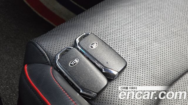 Kia K3 5Door GT Plus 2019 — фото 16