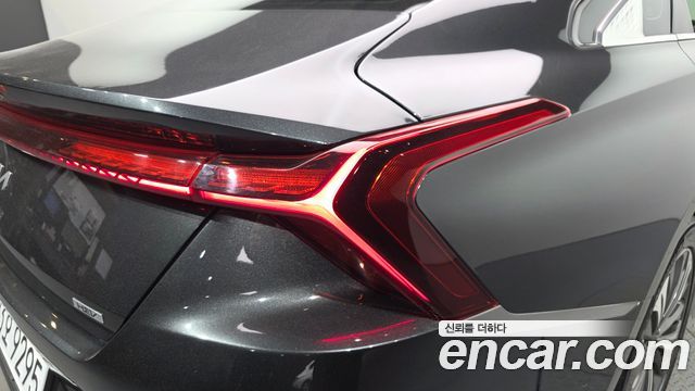 Kia K8 Hybrid Signature 2023 — фото 23