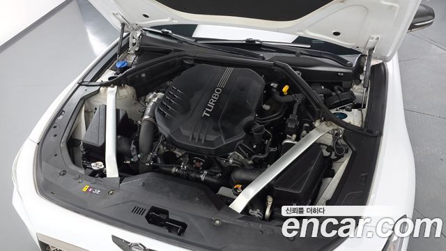 Genesis G70 3.3T Sport AWD Supreme 2018 — фото 6