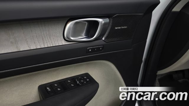 Volvo XC40 B4 Ultimate Bright 2024 — фото 27
