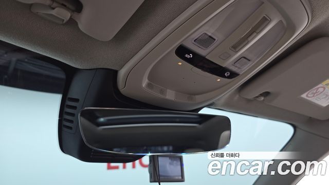 Volvo XC40 B4 Ultimate Bright 2024 — фото 28