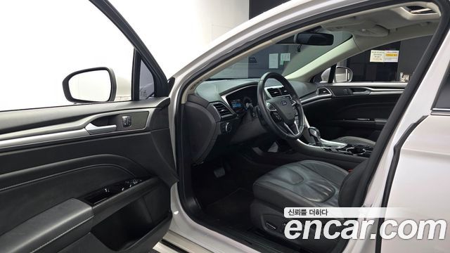 Ford Mondeo (IV) 2.0 Trend 2015 — фото 10