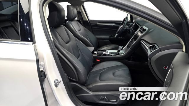 Ford Mondeo (IV) 2.0 Trend 2015 — фото 15