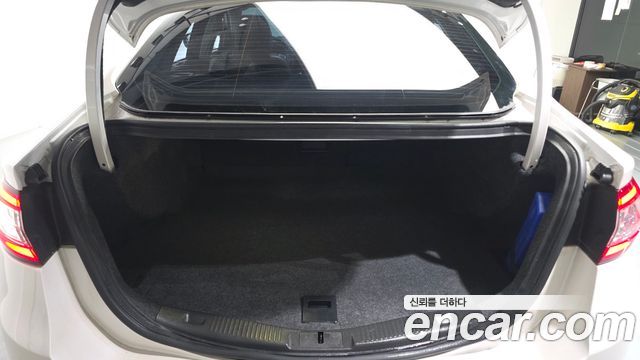 Ford Mondeo (IV) 2.0 Trend 2015 — фото 24