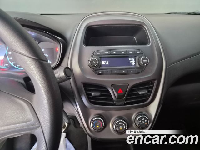 Chevrolet Spark Van 2022 — фото 16