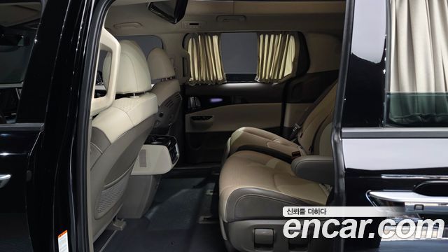 Kia Carnival (IV) Gasoline 7-Seater Hi-Limousine Signature 2022 — фото 12