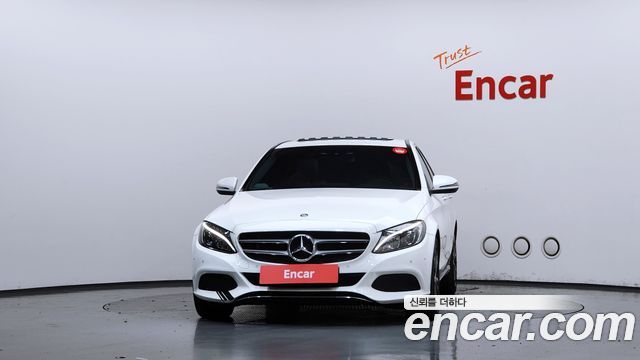 Mercedes-Benz C-Class (W205) C220 d Avantgarde 2018 — фото 3