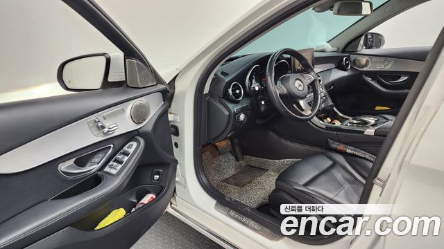 Mercedes-Benz C-Class (W205) C220 d Avantgarde 2018 — фото 10