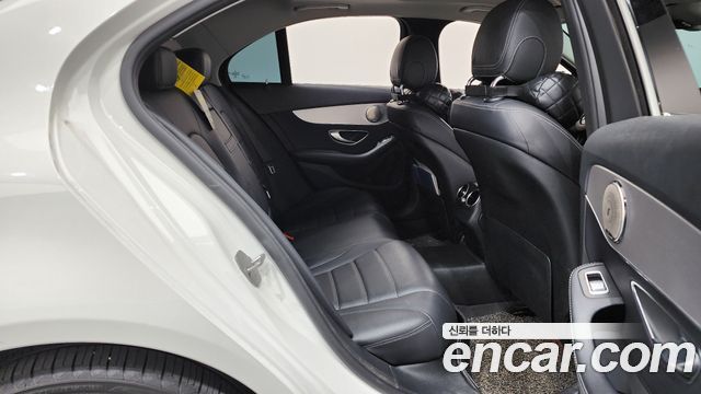Mercedes-Benz C-Class (W205) C220 d Avantgarde 2018 — фото 15
