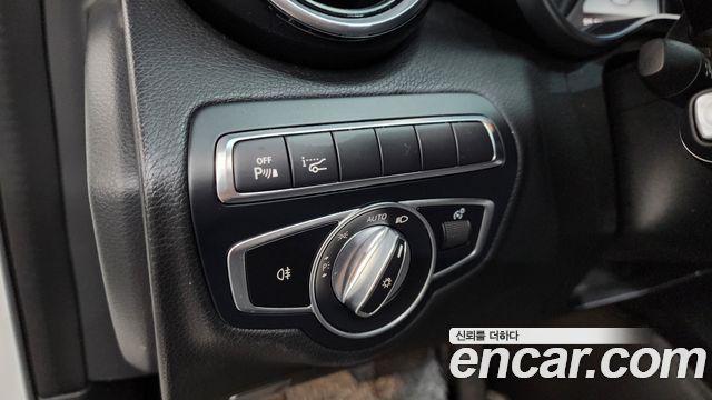Mercedes-Benz C-Class (W205) C220 d Avantgarde 2018 — фото 20