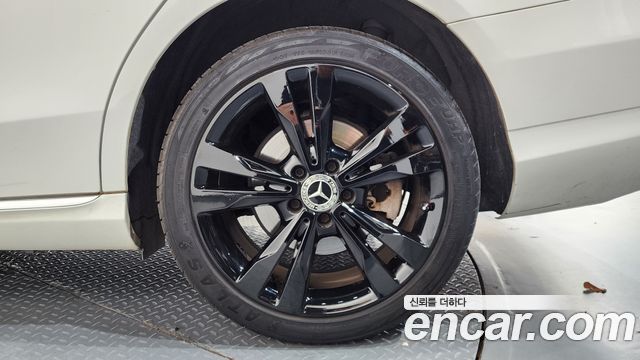 Mercedes-Benz C-Class (W205) C220 d Avantgarde 2018 — фото 27
