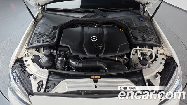 Mercedes-Benz C-Class (W205) C250 d 4MATIC 2018 — фото 6