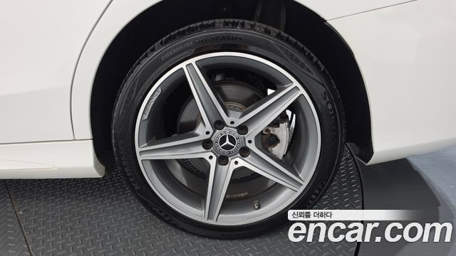 Mercedes-Benz C-Class (W205) C250 d 4MATIC 2018 — фото 21