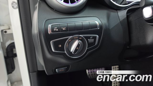 Mercedes-Benz C-Class (W205) C250 d 4MATIC 2018 — фото 29