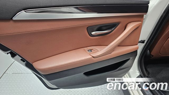 BMW 5 Series (F10) 520d M Aero Dynamic 2016 — фото 25
