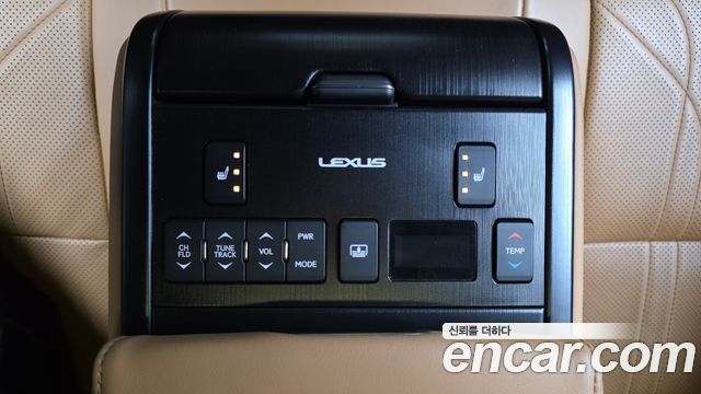 Lexus ES300h (VII) Executive 2019 — фото 20