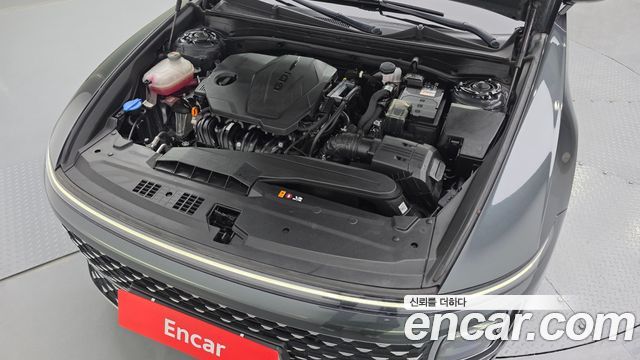 Hyundai Grandeur (GN7) 2,5 Gasoline 2WD Premium 2023 — фото 6