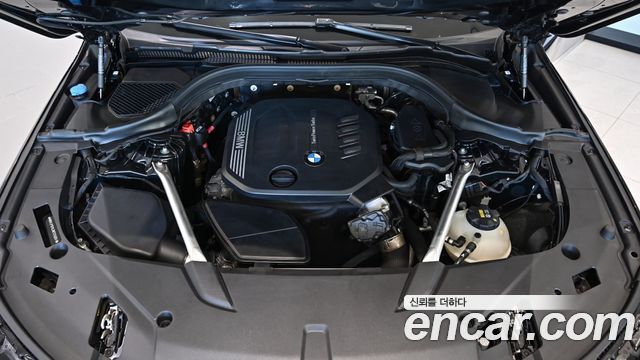 BMW 6 Series GT (G32) 620d xDrive Luxury 2022 — фото 6